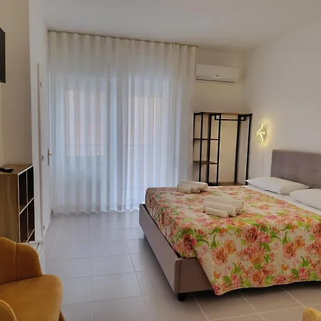 La Tartana 3*